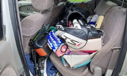 Suspect Arrested After Allegedly Trying to Sell Stolen Golf Clubs on Facebook Marketplace